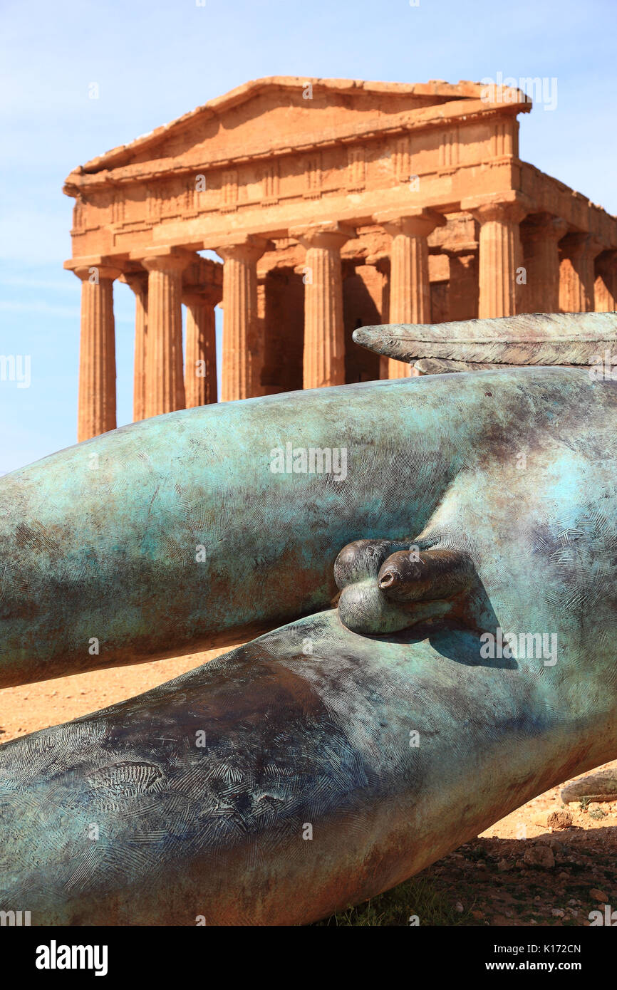 Sicilia, Parco Valle dei Templi di Agrigento, Unesco, resti della città antica di Akragas nella Valle dei Templi di Agrigento, la Concordia T Foto Stock