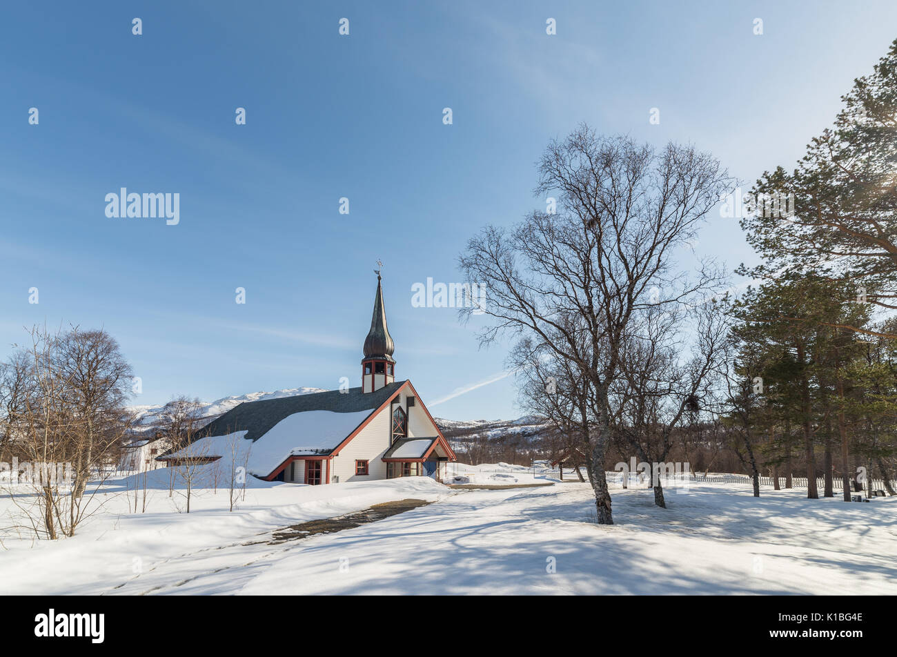 La chiesa, kirke, bianco, legno, Alta, Finnmark, Norvegia, Norge Foto stock  - Alamy