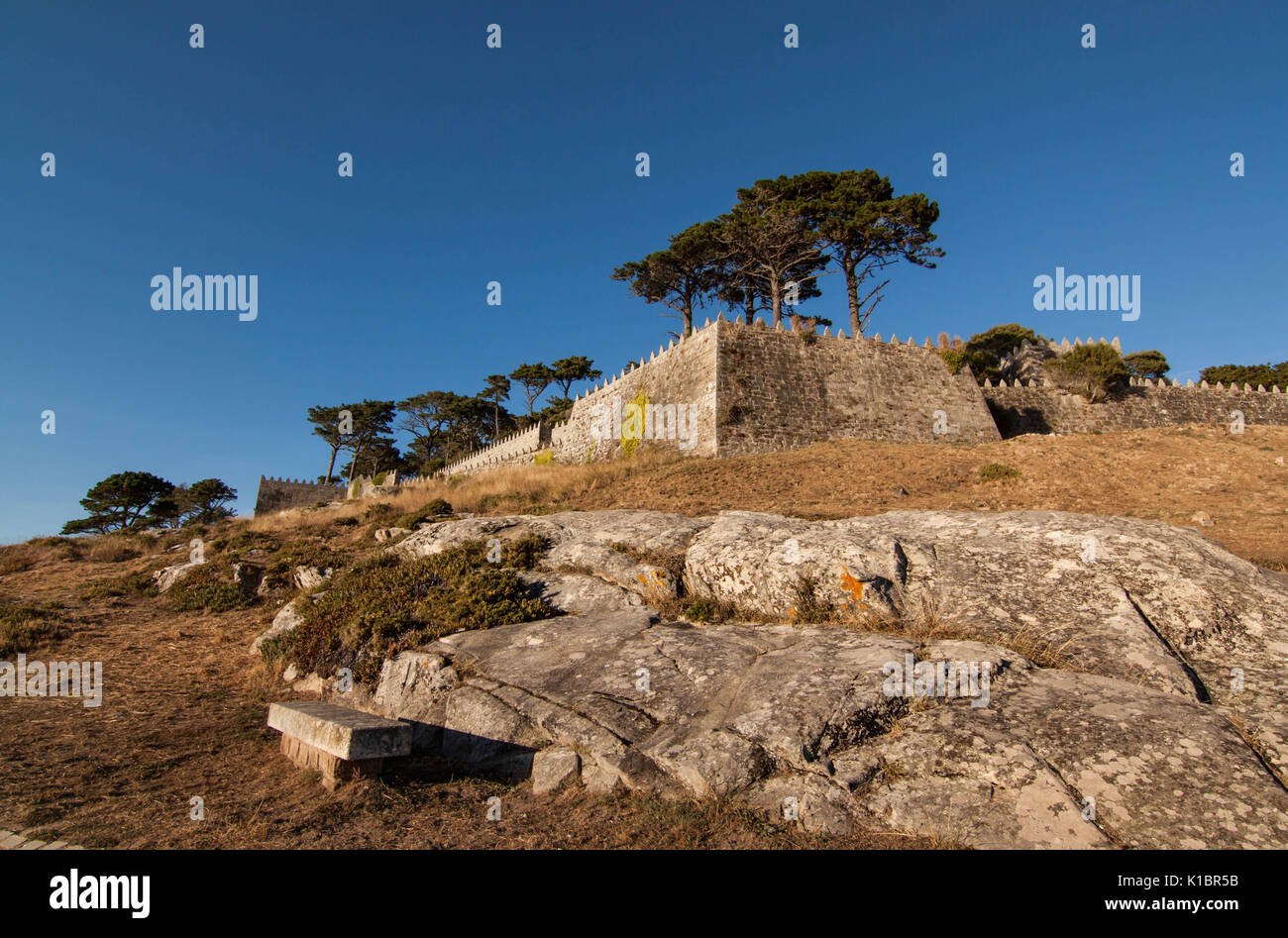 Turismo Ostello della Baiona, vecchio Castello di Monterreal di Baiona Galizia Spagna, dettaglio della parete esterna Foto Stock