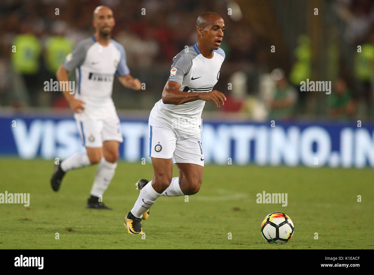 26.08.2017. Stadio Olimpico di Roma, Italia. Di calcio della Serie A. Come Roma vs Inter.Miranda in azione durante la partita. Foto Stock