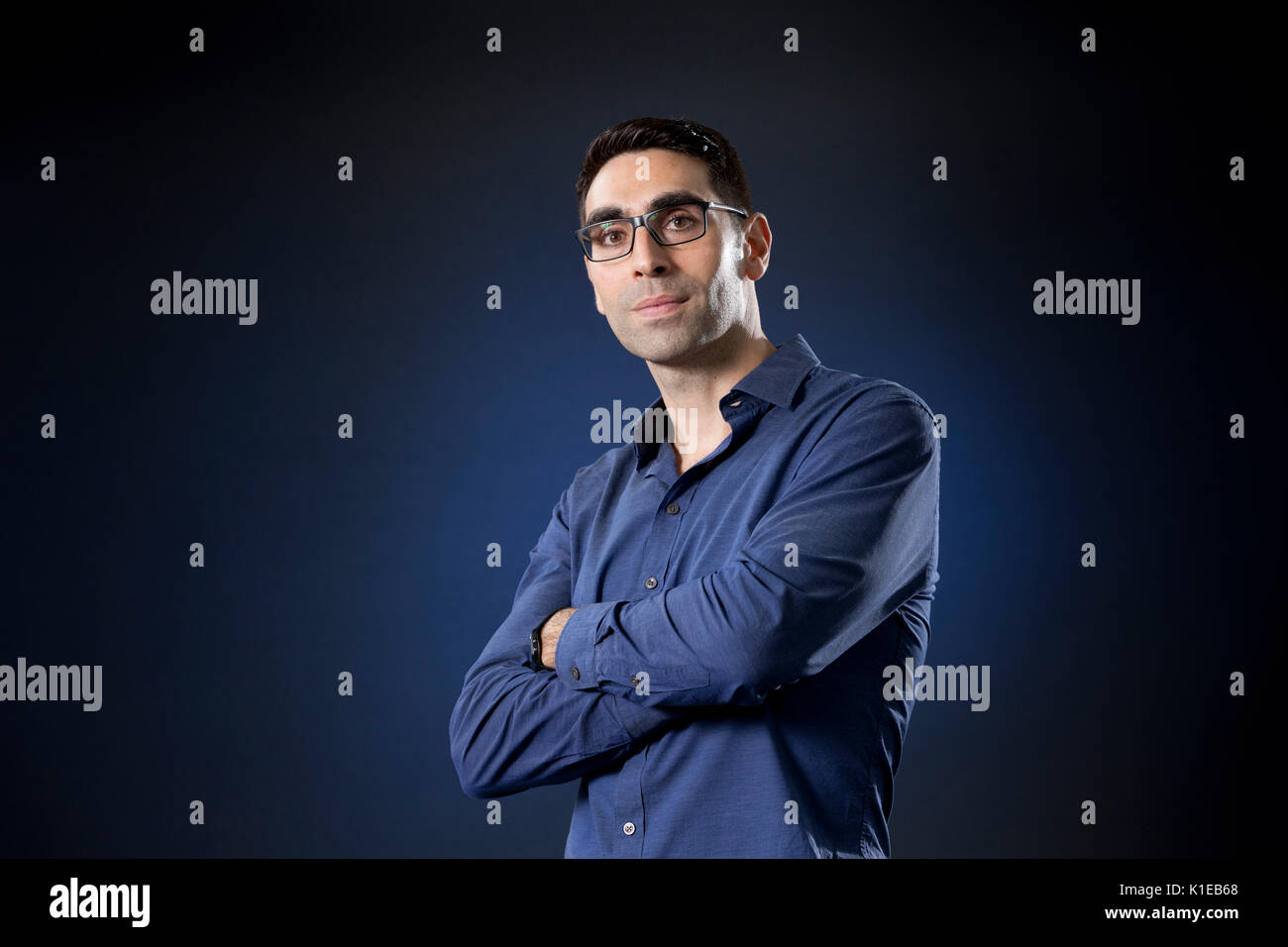 Edinburgh, Regno Unito. Il 27 agosto, 2017. Sav Akyuz, l'illustratore di libri per bambini e storyboard artist, apparendo a Edinburgh International Book Festival. Credito: GARY DOAK/Alamy Live News Foto Stock