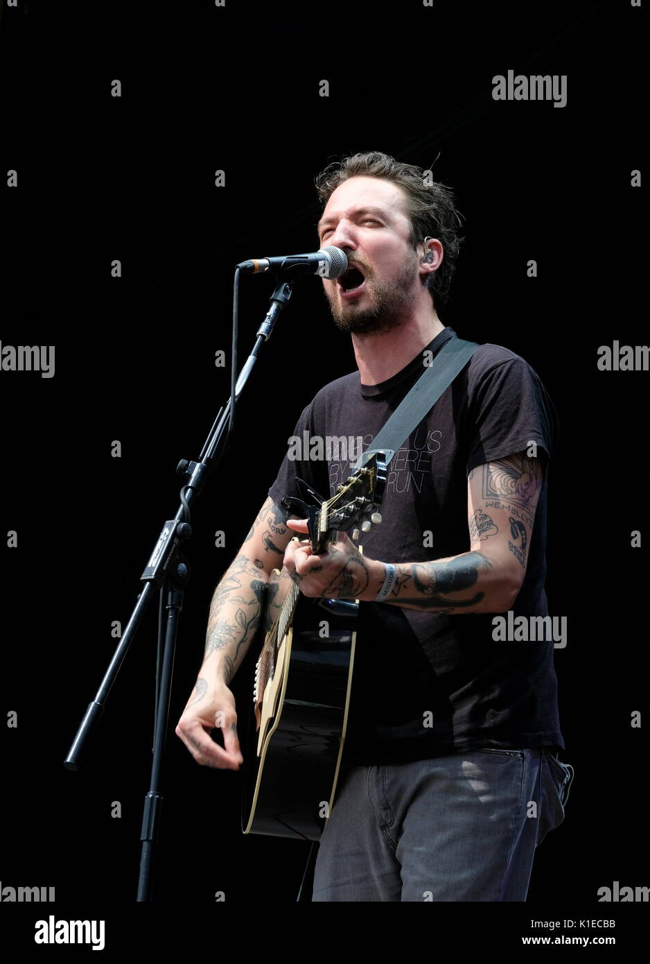 Clarence Esplanade, Southsea, Hampshire, Regno Unito 26 agosto 2017. Festival vittorioso Giorno 2 - Frank Turner in esecuzione al Festival di Vittoriosa, Southsea, Portsmouth, Hampshire 26 Agosto, 2017, REGNO UNITO Foto Stock