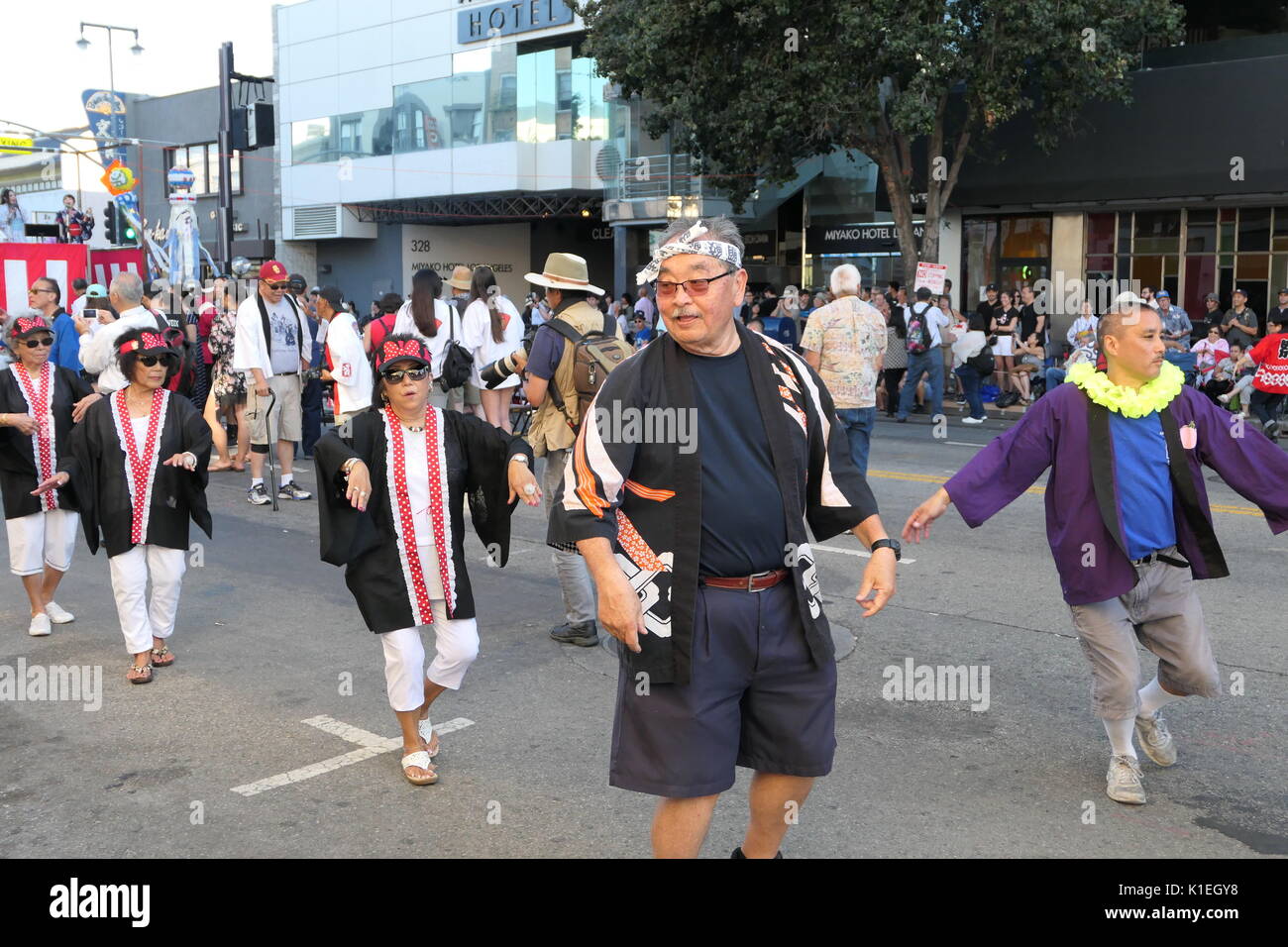 Los Angeles, Stati Uniti d'America. 27 Agosto, 2017. Superba Nisei Week Festival cerimonia di chiusura il 27 agosto 2017 a Little Tokyo, Los Angeles, California, U.S.A. Credito: Chon Kit Leong/Alamy Live News Foto Stock