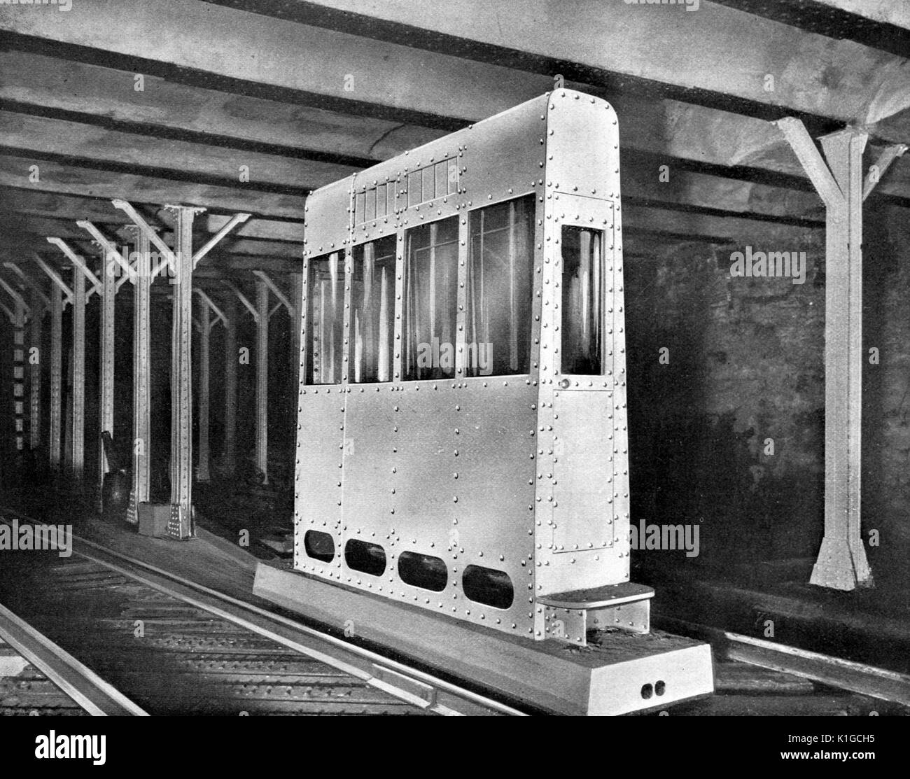 Speciale segnale di interblocco Cabin a sud del Ponte di Brooklyn Bridge Station, New York New York, 1904. Dalla Biblioteca Pubblica di New York. Foto Stock