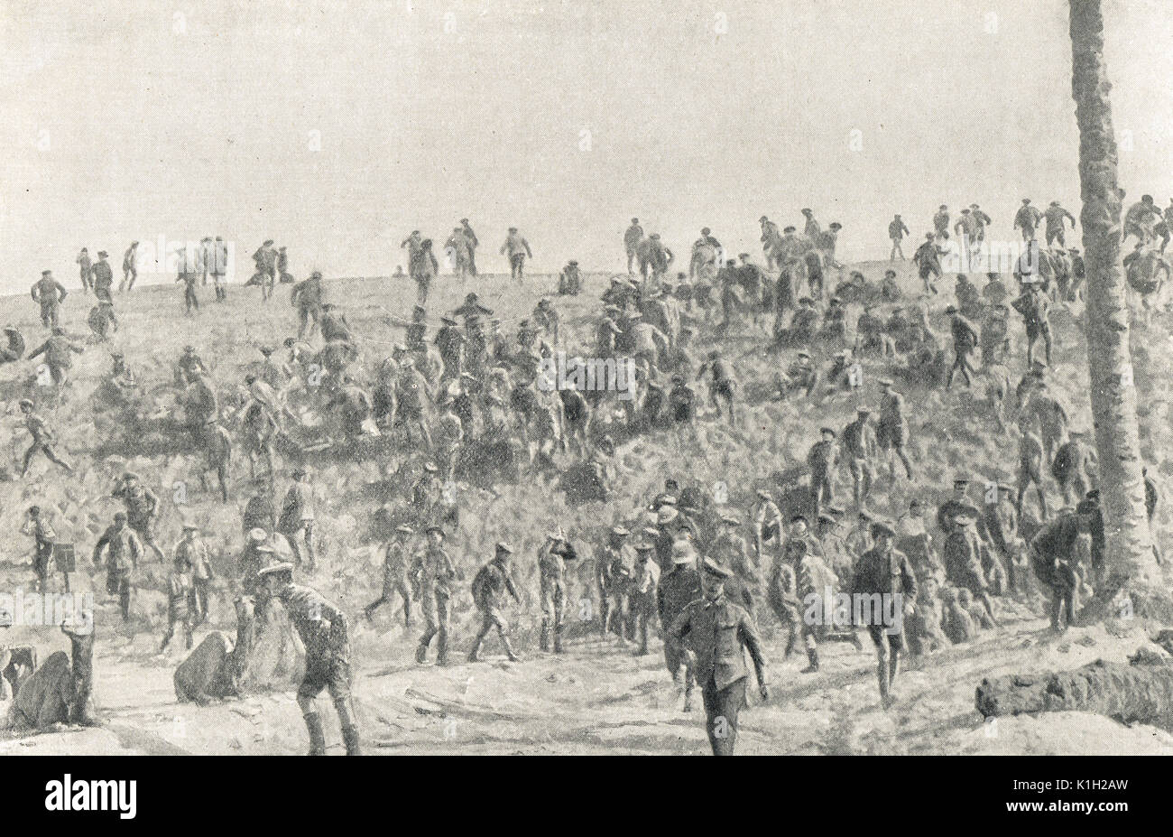 Raid aereo interrompendo incontro di pugilato, WW1 Foto Stock