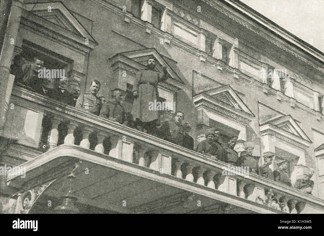 Indirizzamento rivoluzionario la folla, Petrograd, 1917 Foto Stock