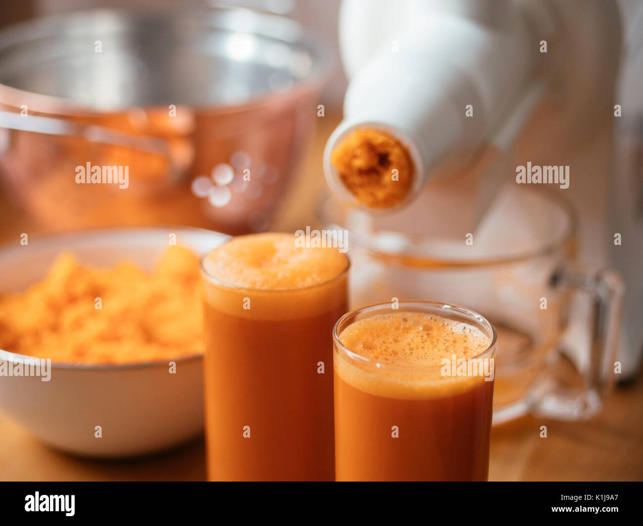 Spremuta di succo di carota Foto Stock