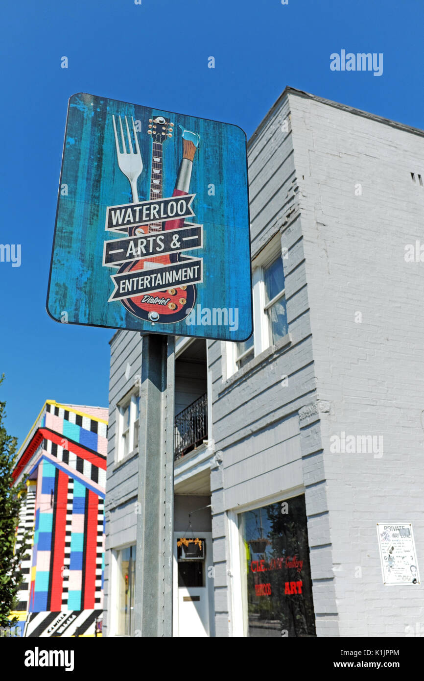 Waterlook Arti e il quartiere del divertimento nel nord Collinwood quartiere di Cleveland, Ohio, Stati Uniti d'America è uno dei tanti punti gentrifying in città. Foto Stock