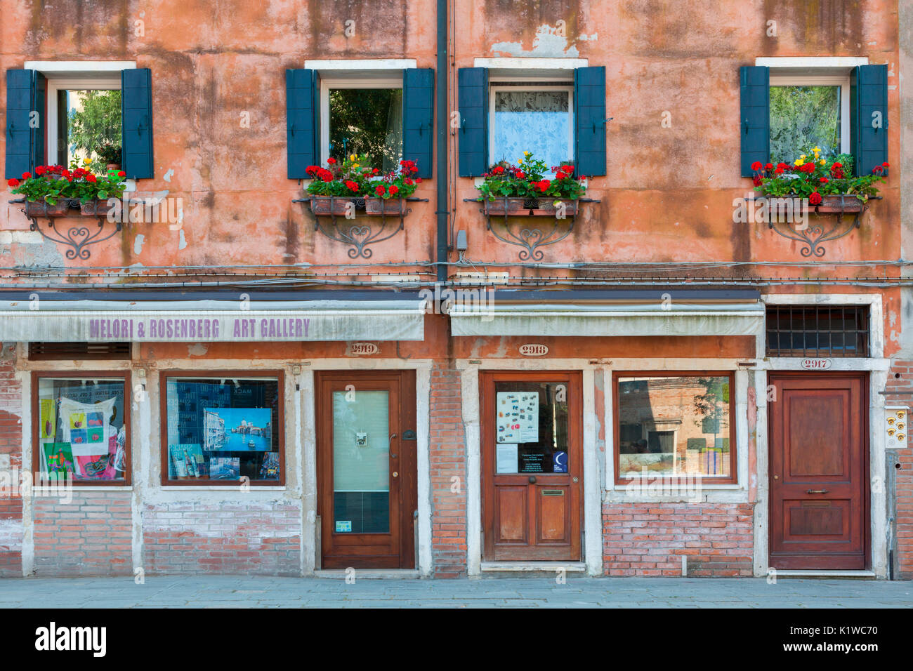 L'Europa, Italia e Venezia. Dettaglio delle vetrine nel vecchio quartiere ebraico Foto Stock