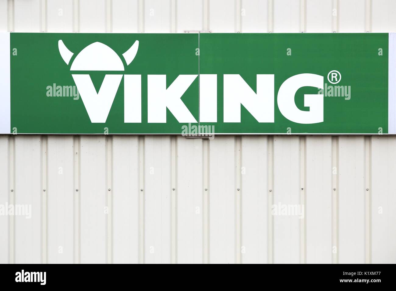 Saint Nazaire en royans, Francia - 23 giugno 2017: viking logo su una parete. Viking produce e vende i tosaerba e i tagliaerba, giardino Trinciatutto Foto Stock