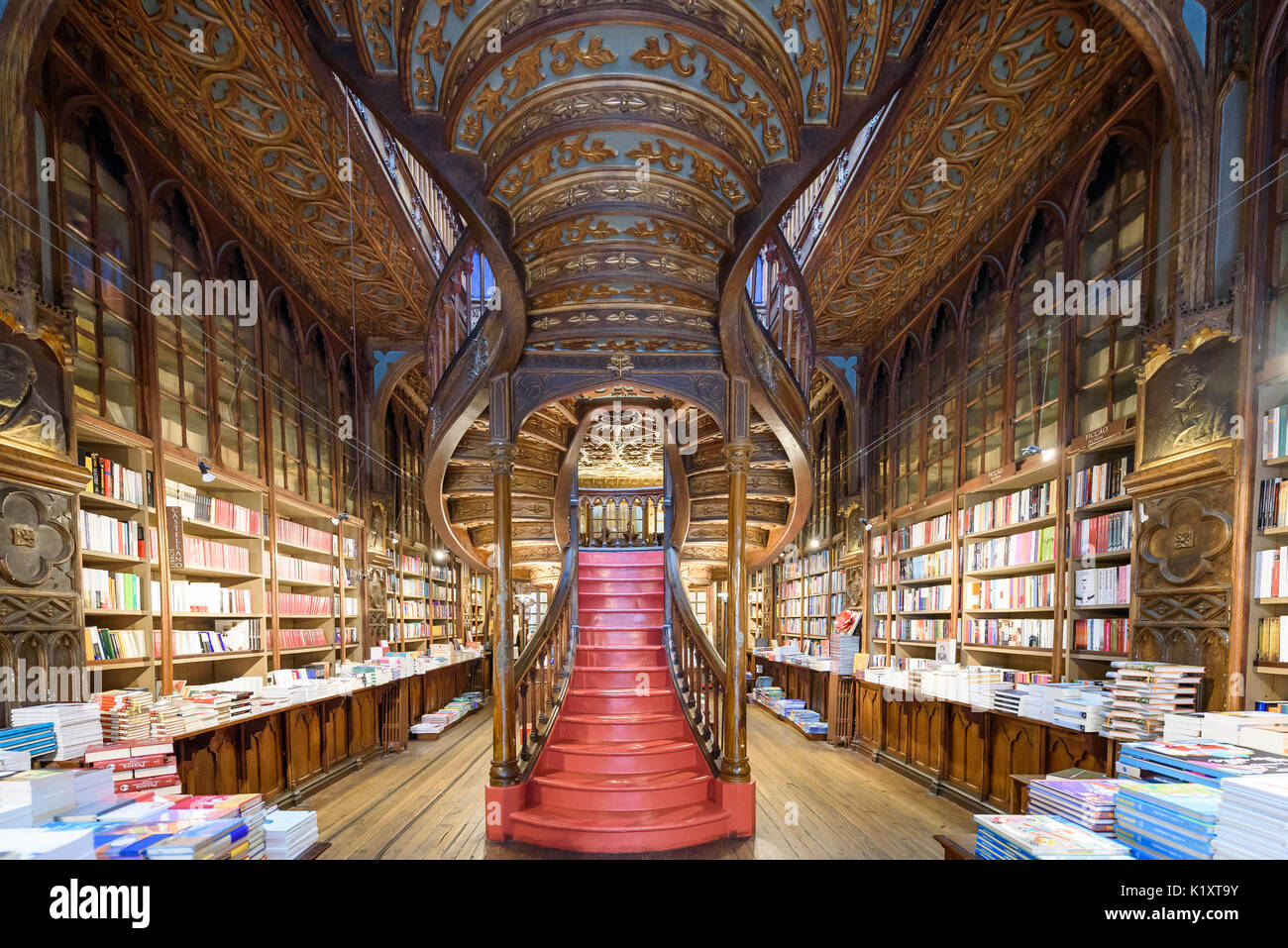 Biblioteca Lello. La famosa libreria Livraria Lello di Porto, Portogallo Foto Stock