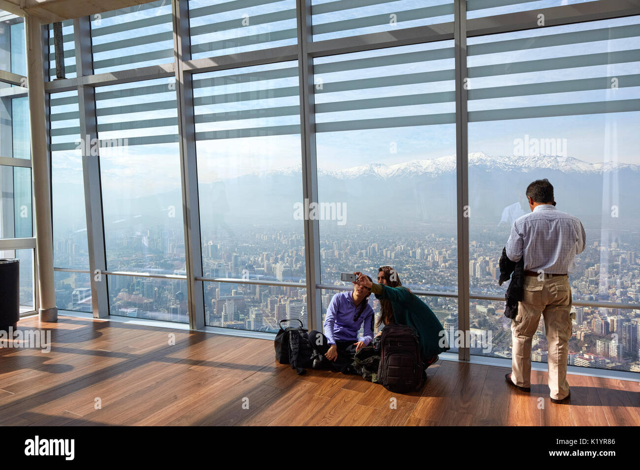 Piattaforma di Osservazione presso il Gran Torre Costanera Tower, La Costanera, La Costanera Center, Santiago del Cile Foto Stock