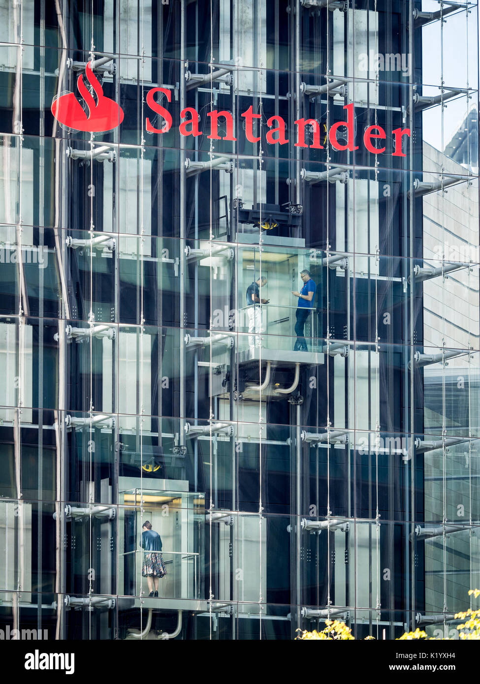 Banca Santander Triton Square uffici nel centro di London REGNO UNITO Foto Stock