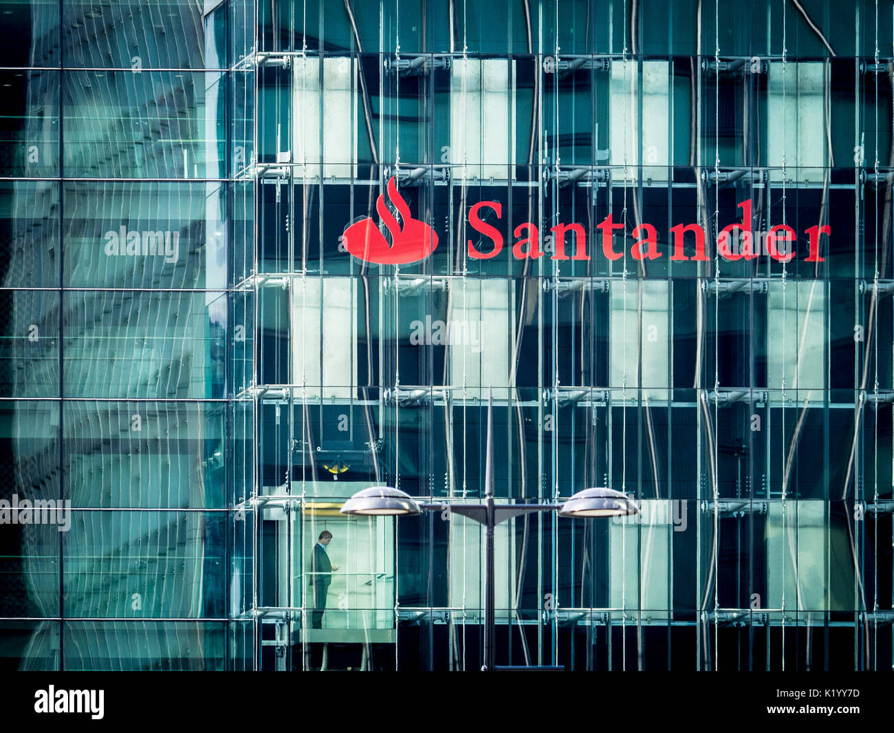 Banca Santander Triton Square uffici nel centro di London REGNO UNITO Foto Stock