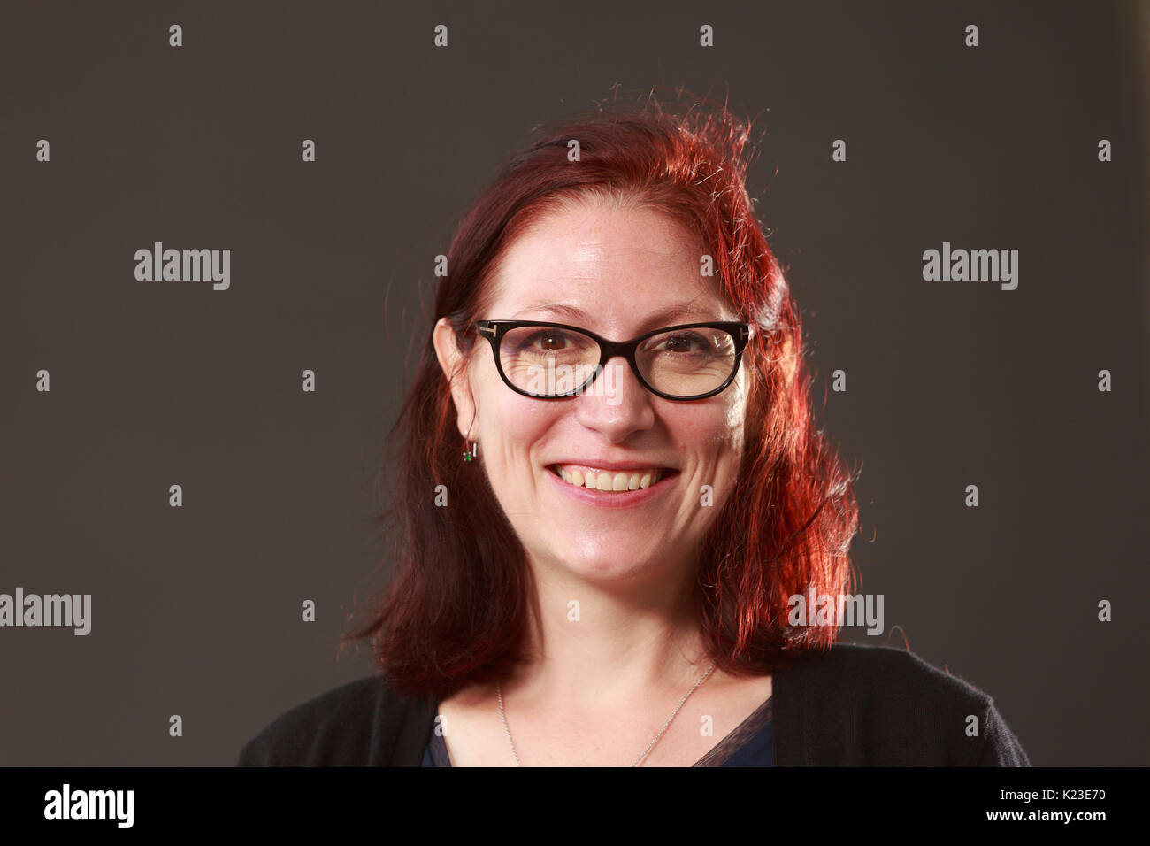 Edimburgo, Scozia, Regno Unito. 28 Agosto, 2017. Giorno 17 Edinburgh International Book Festival. Nella foto: Natalie Haynes, scrittore inglese e emittente e un ex comico. Pak@ Mera/Alamy Live News. Foto Stock