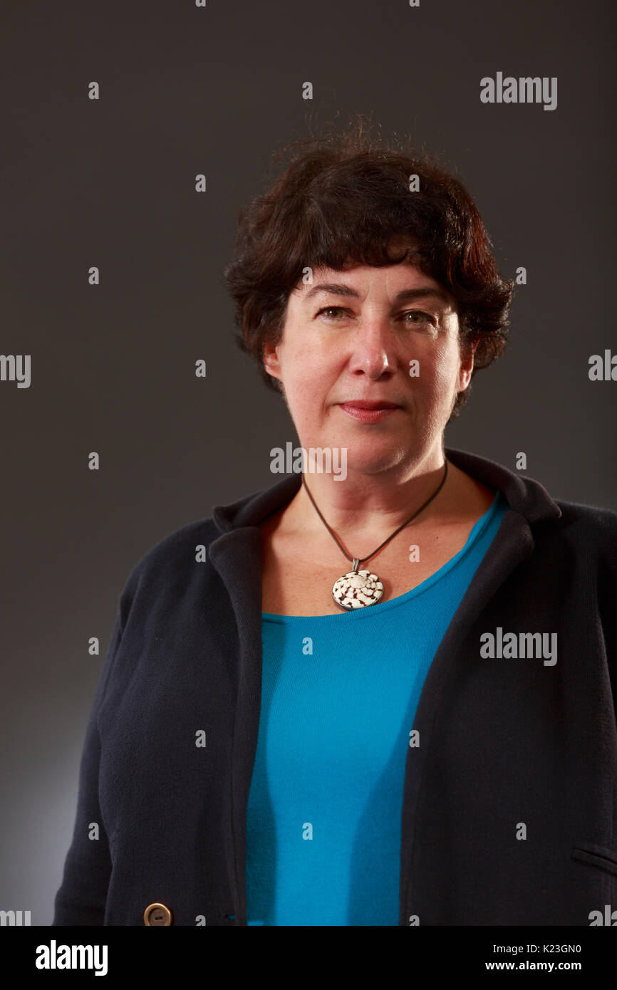 Edimburgo, Scozia, Regno Unito. 28 Agosto, 2017. Giorno 17 Edinburgh International Book Festival. Nella foto: Joanne Harris, autore inglese, conosciuto per il suo premiato romanzo Chocolat. Pak@ Mera/Alamy Live News. Foto Stock