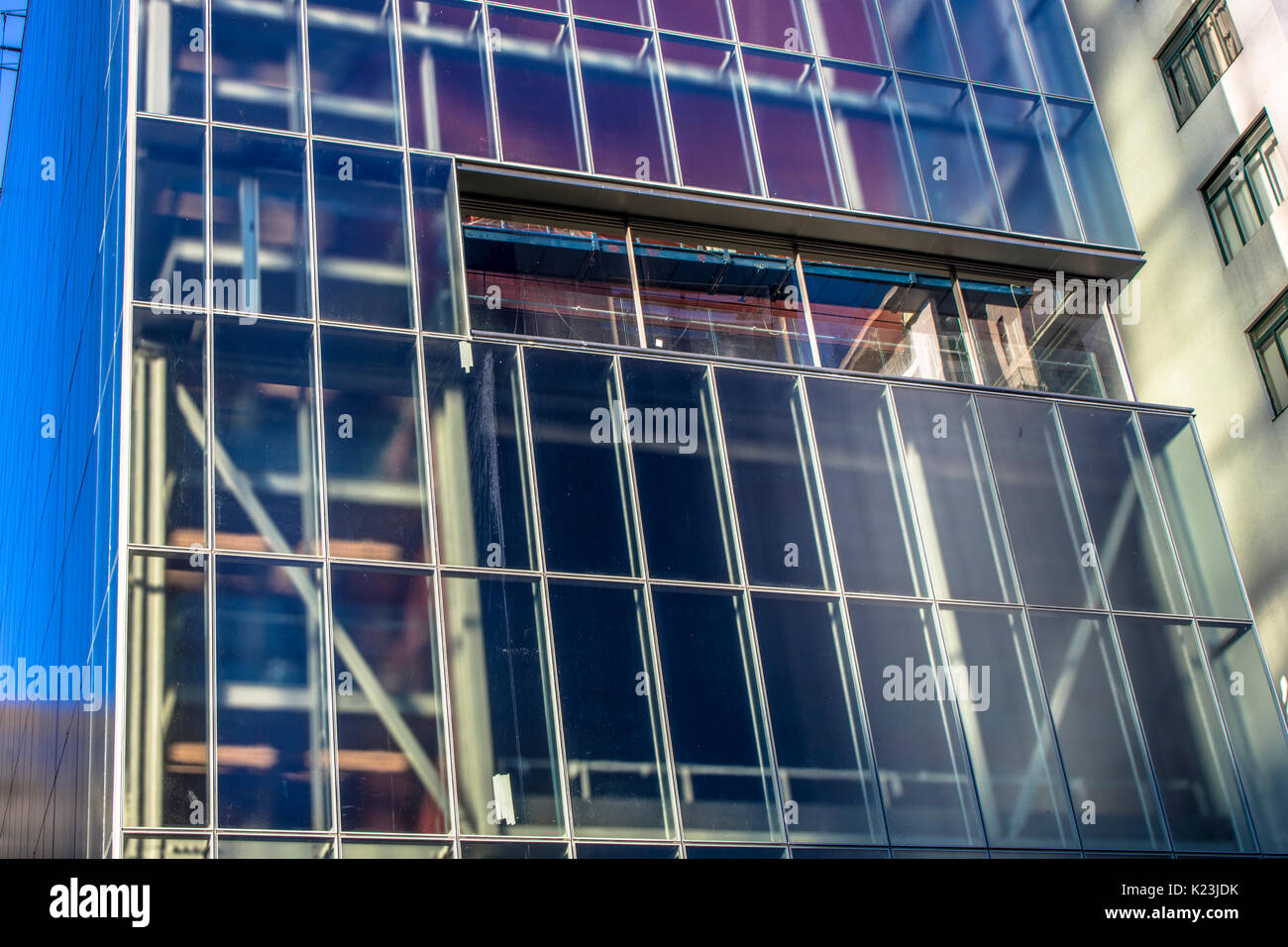 Sao Paulo, Brasile, 28 agosto 2017. La facciata dell'edificio che ospiterà la nuova sede del Instituto Moreira Salles il Paulista Avenue, con la sua inaugurazione prevista per la metà di settembre 2017, nella regione centrale di Sao Paulo City Foto Stock