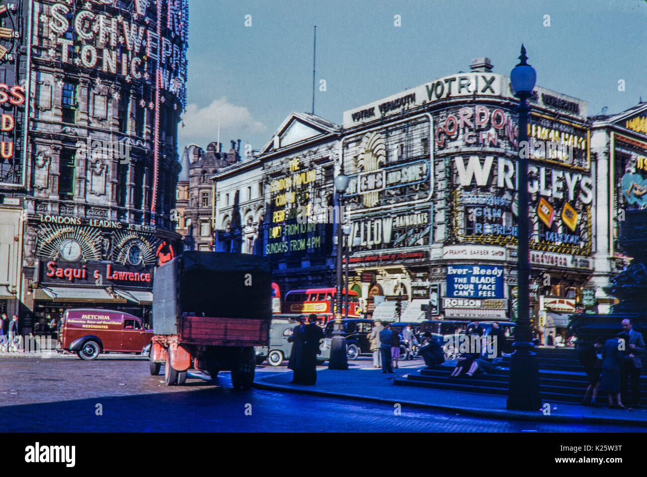 Piccadilly Circus, Londra 1950 Foto Stock