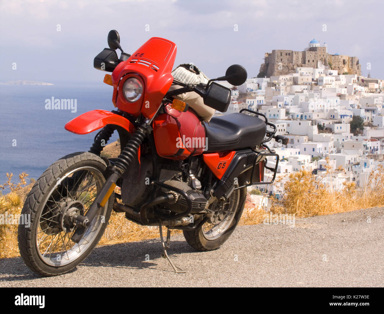 In Europa, in Grecia, Dodecaneso, Astipalea isola, moto, chora village Foto Stock