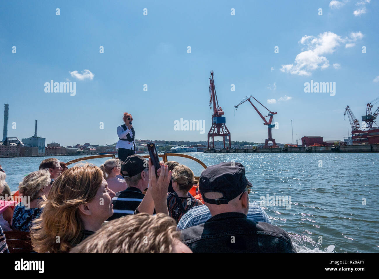 Göteborg, Svezia - 24 luglio 2017: Gru nel porto di Göteborg Foto Stock