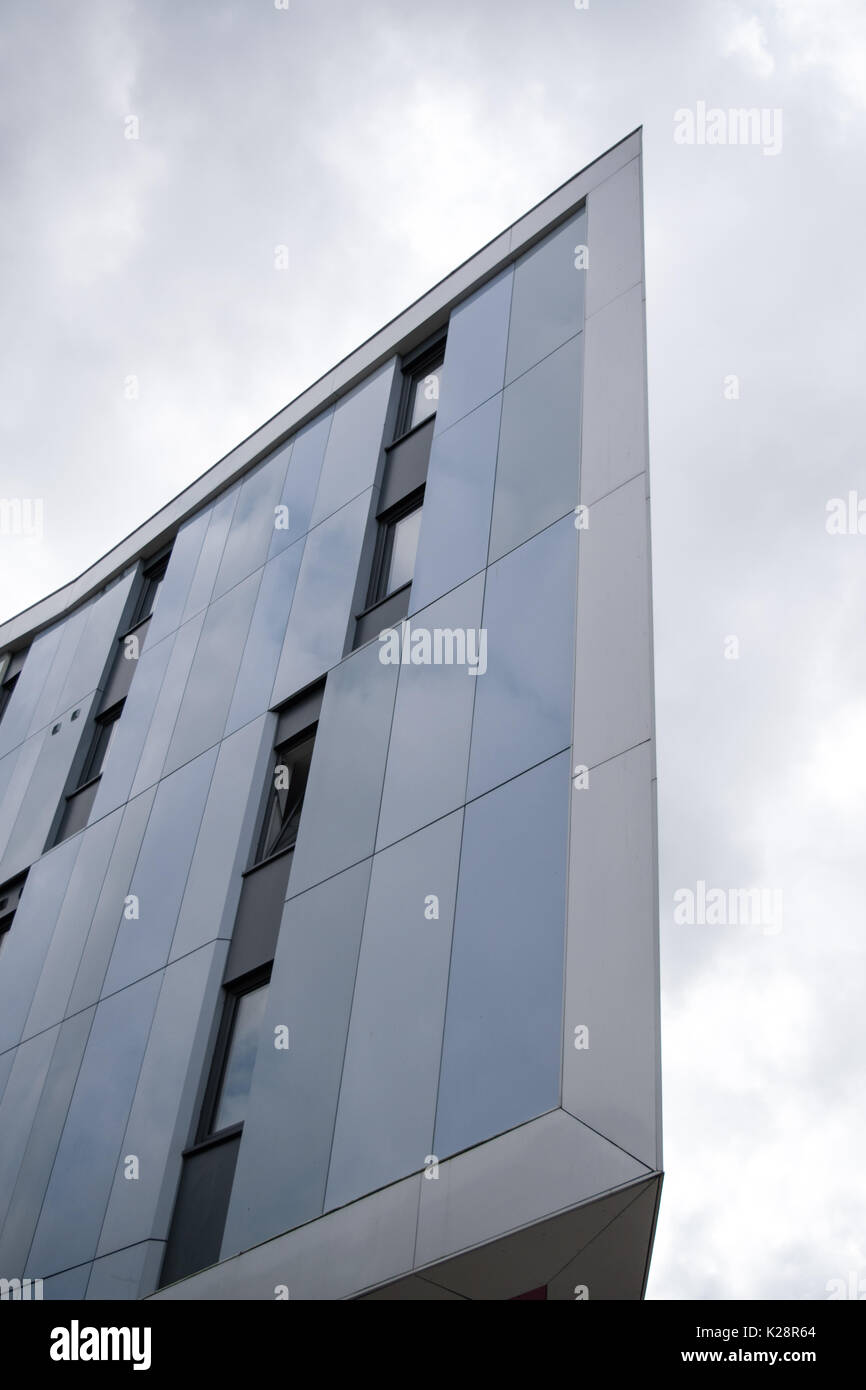 Le costruzioni contemporanee di Nottingham Trent University su Goldsmith Street Nottingham. Foto Stock