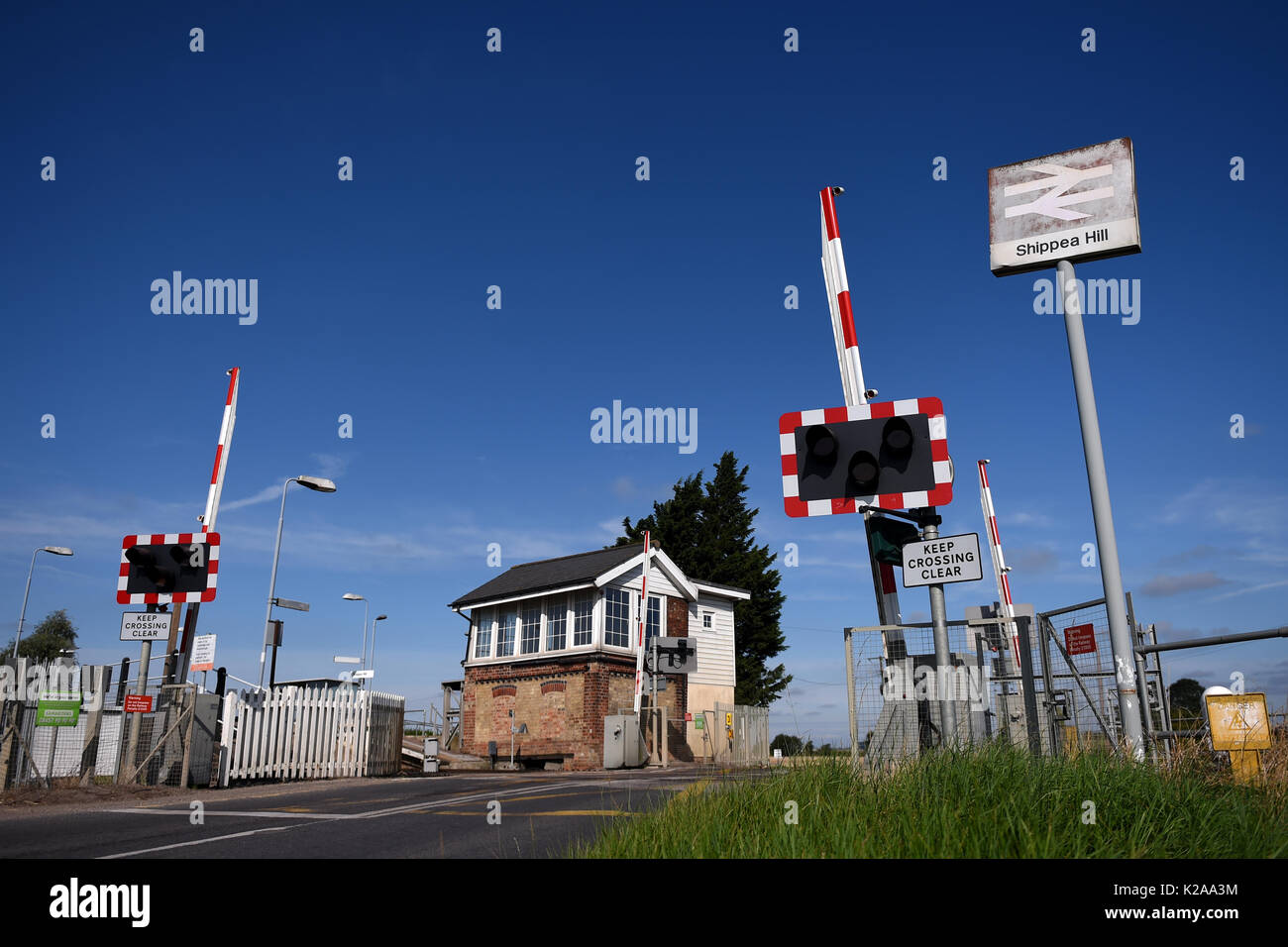 Shippea Hill Station in le paludi, situato sulla maggiore Anglia Breckland linea nell' est dell' Inghilterra, servendo il bruciato Fen area del Cambridgeshire e Suffolk, che viene regolarmente uno dei meno stazioni utilizzate nel paese. Foto Stock