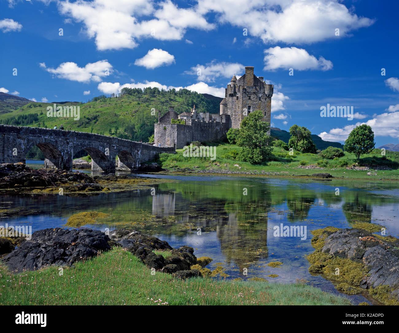 Eilean Donan Castle e Loch Duich , Kyle of Lochalsh, Scotland, Regno Unito Foto Stock