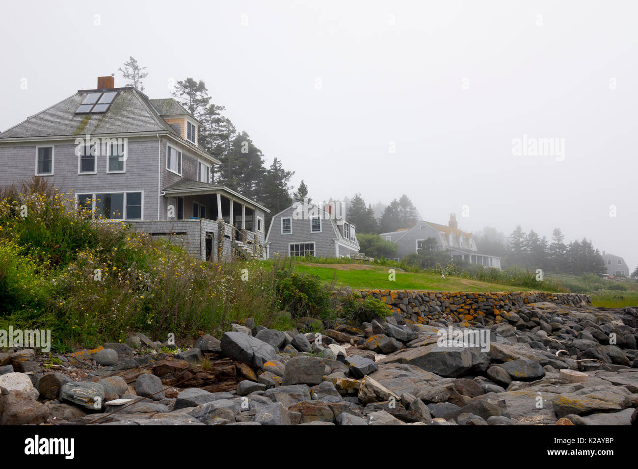 Stati Uniti Maine ME Monhegan Isola Estate case su un'isola coast Foto Stock