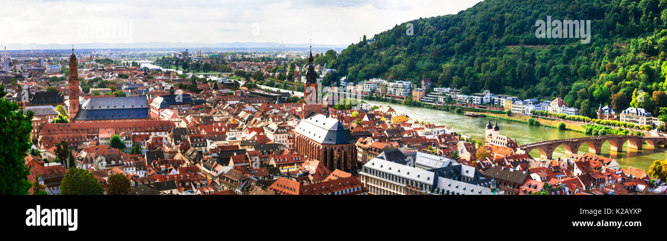 Viaggi in Germania - bellissima medievale città di Heidelberg. Vista panoramica Foto Stock