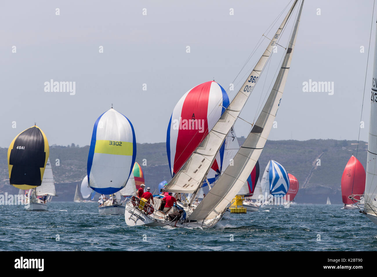 Barche a vela racing nel porto di Sydney, Nuovo Galles del Sud, Australia, ottobre 2012. Tutti i non-usi editoriali deve essere eliminato singolarmente. Foto Stock