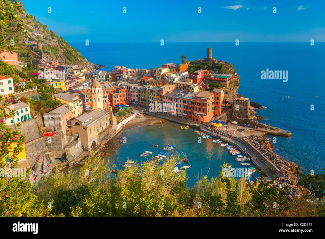Panorama di Vernazza, Cinque Terre Liguria, Italia Foto Stock