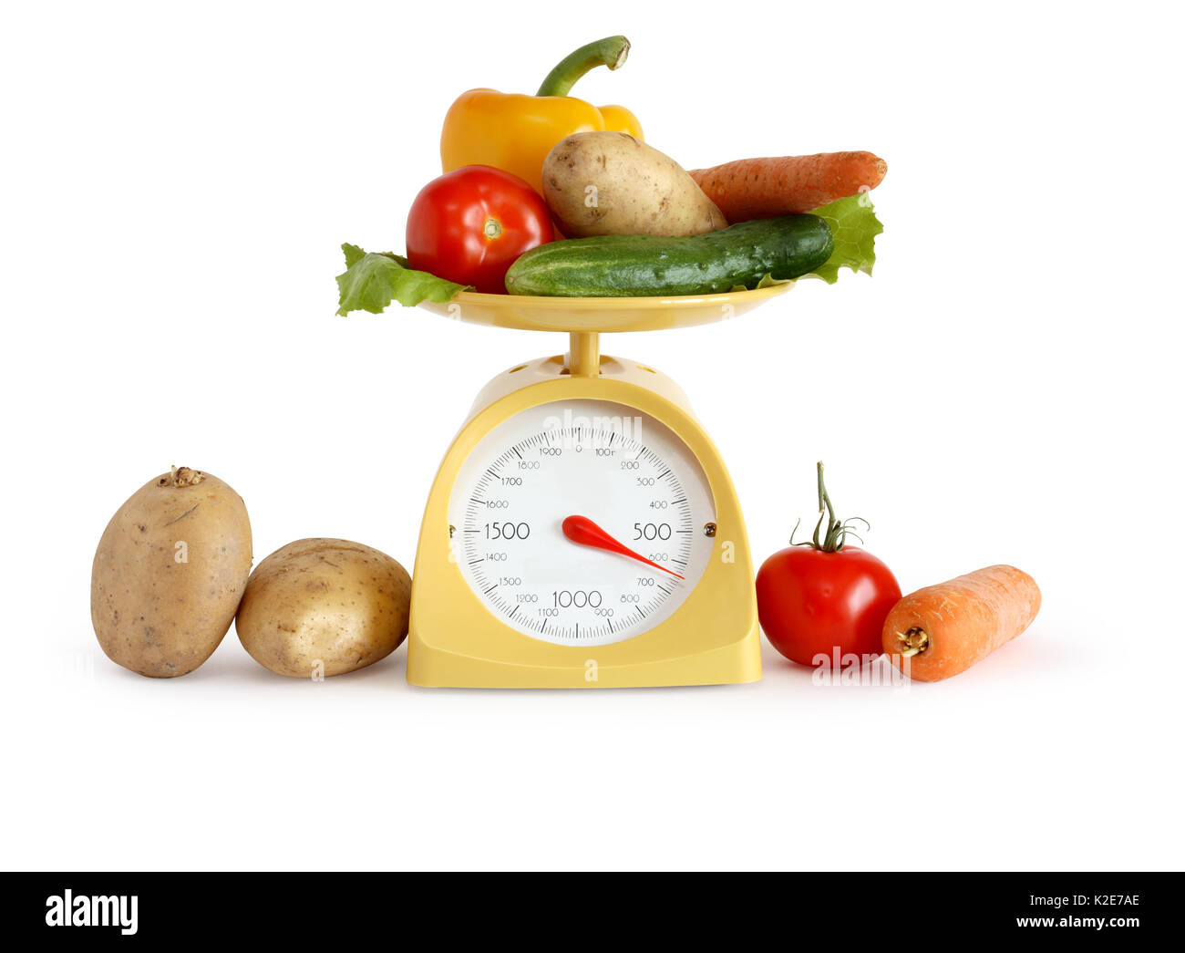 Cucina moderna scala e verdure su sfondo bianco. Isolato con tracciato di ritaglio Foto Stock