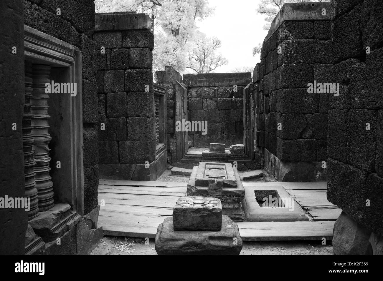 Il Banteay Srei bellissima pietra arenaria rossa castello siem reap Cambogia oltre mille anni Foto Stock