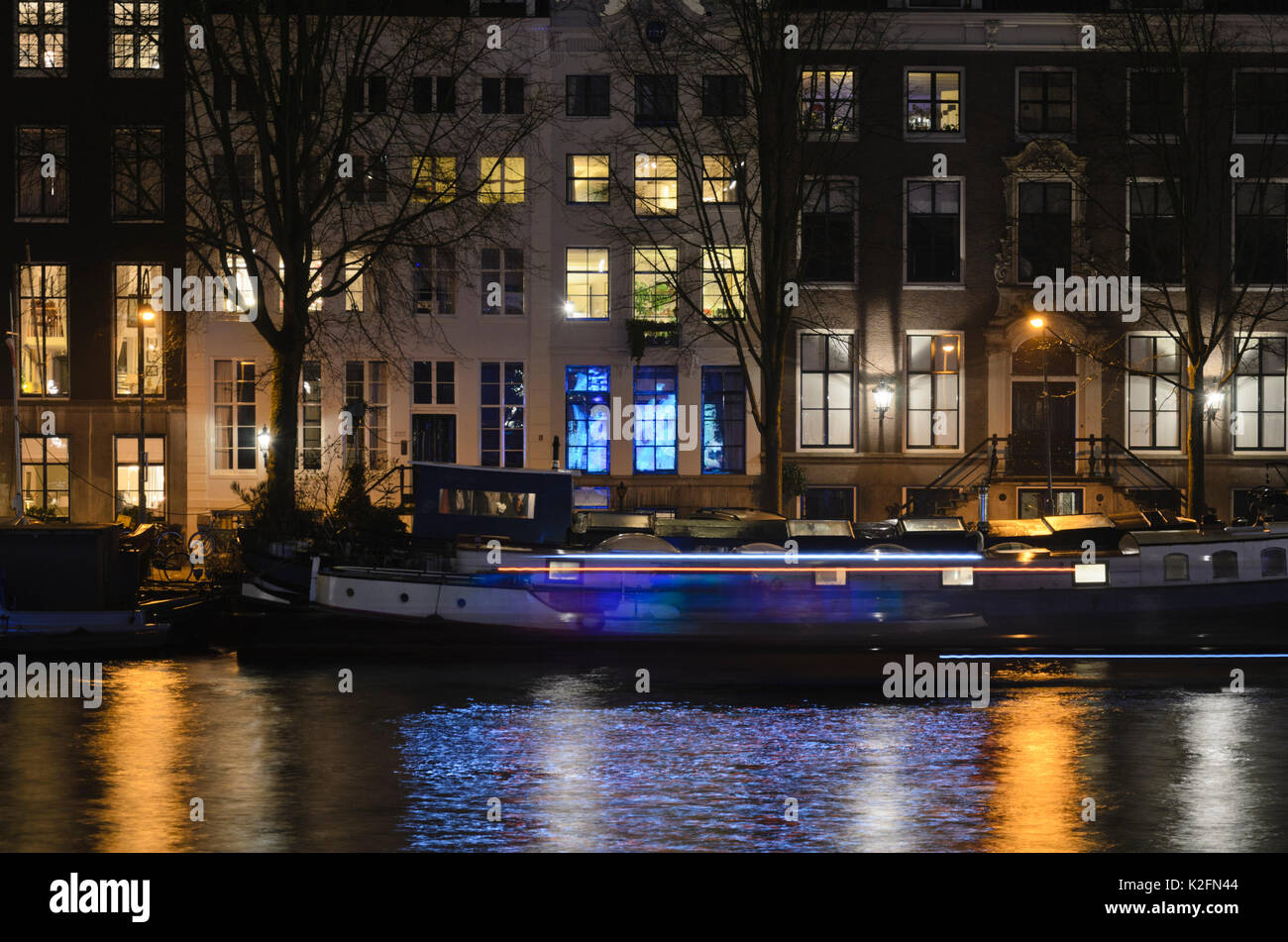 Tracce di luce di battelli, Amsterdam, Paesi Bassi Foto Stock