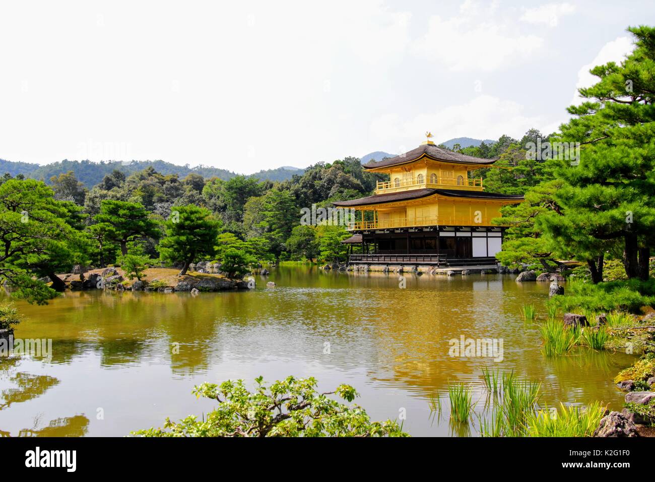 Kinkakuji - grand tempio giapponese. Foto Stock