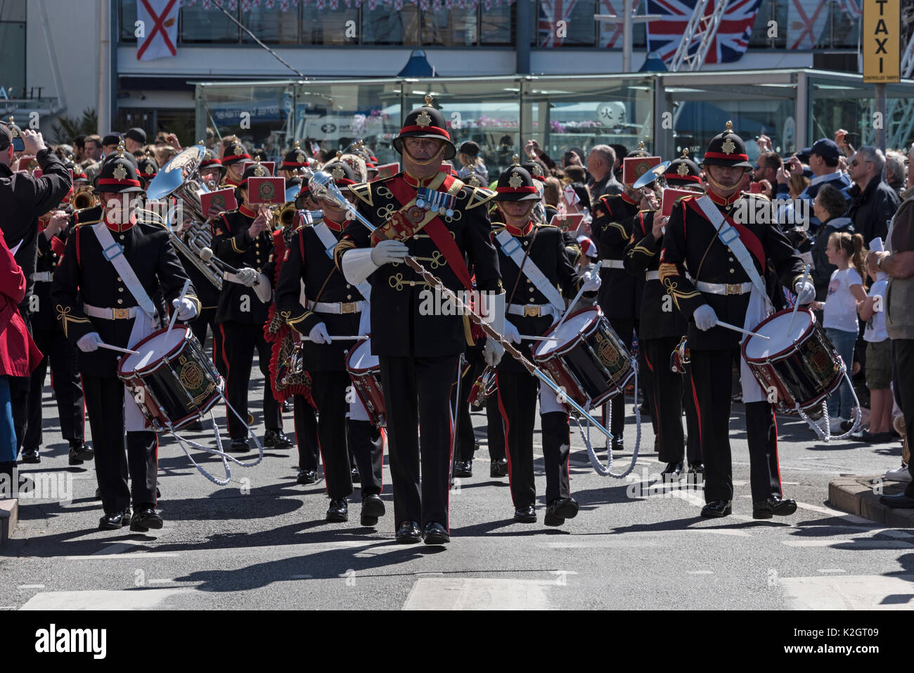 Giorno della liberazione celebrazione annuale in st helier nelle isole della Manica e la Gran Bretagna. Giorno della liberazione si tiene ogni anno il 9 maggio, segnando la fine della ger Foto Stock