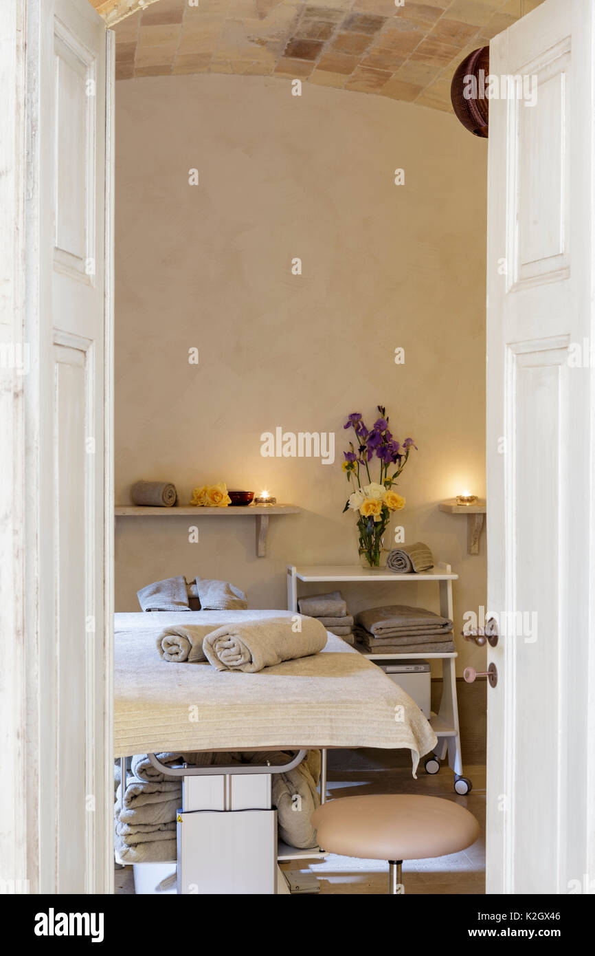 La sala di trattamento a Spa in hotel di lusso Foto Stock