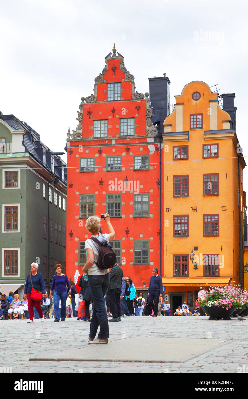 Stoccolma, Svezia - Luglio 25, 2017: Turisti in Stortorget square a Stoccolma Foto Stock