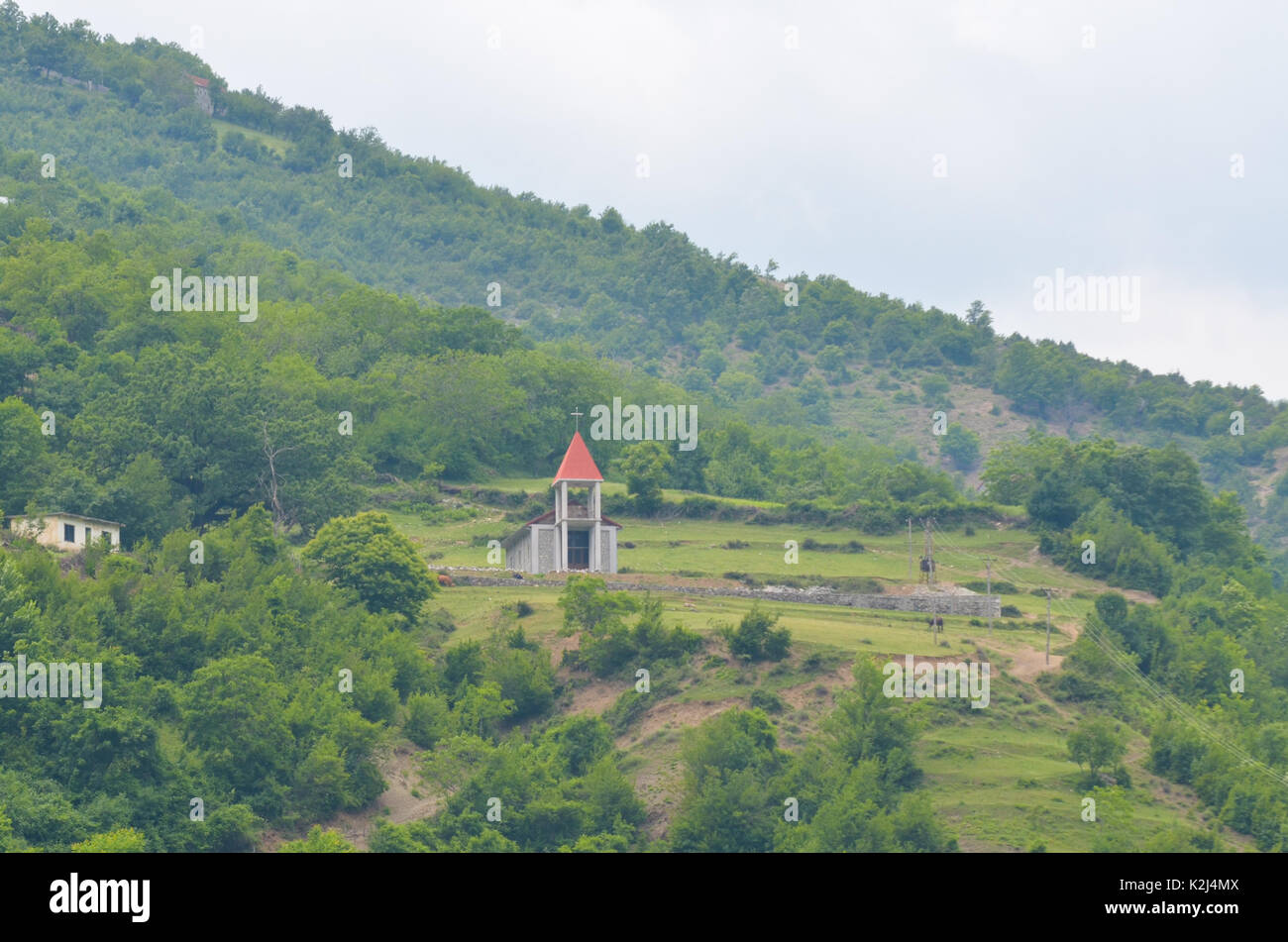 Komani lago e la sua valle in Albania Foto Stock