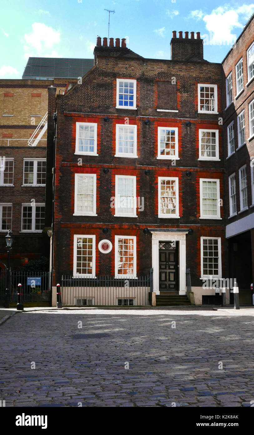 Samual Dr Johnson's house, al centro della foto, a 17 Gough Square, London, EC4A 3DE Foto Stock