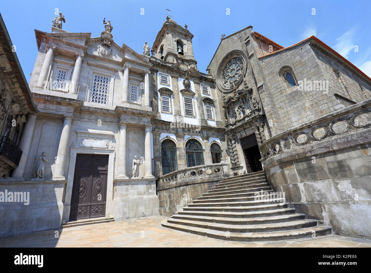 Monumento chiesa di San Francesco (Sao Francisco) facciata a Porto, Portogallo Foto Stock