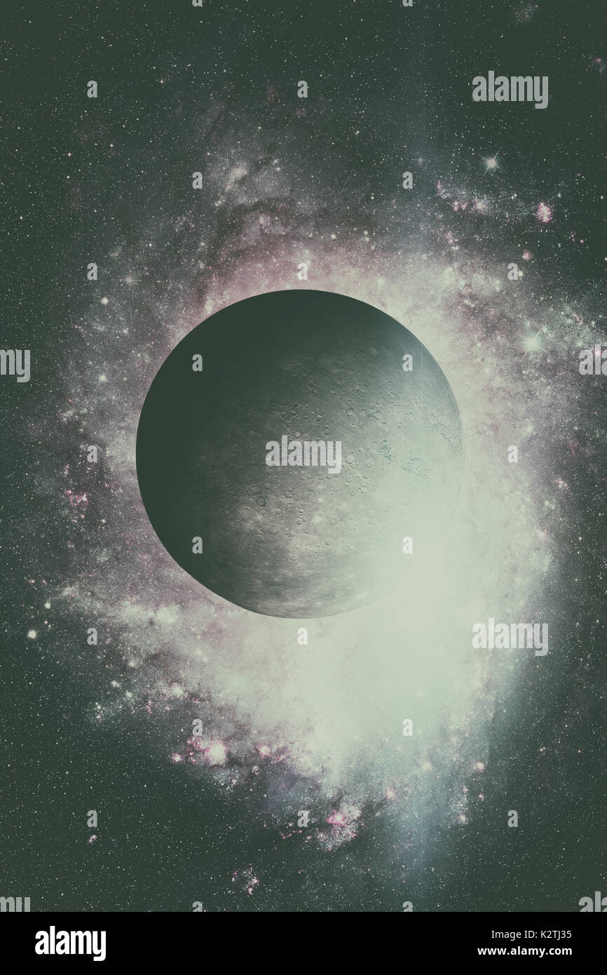 Il sistema solare - Mercurio. È la più piccola e più vicina al sole delle otto pianeti del sistema solare, con un periodo orbitale di circa 88 Terra d Foto Stock