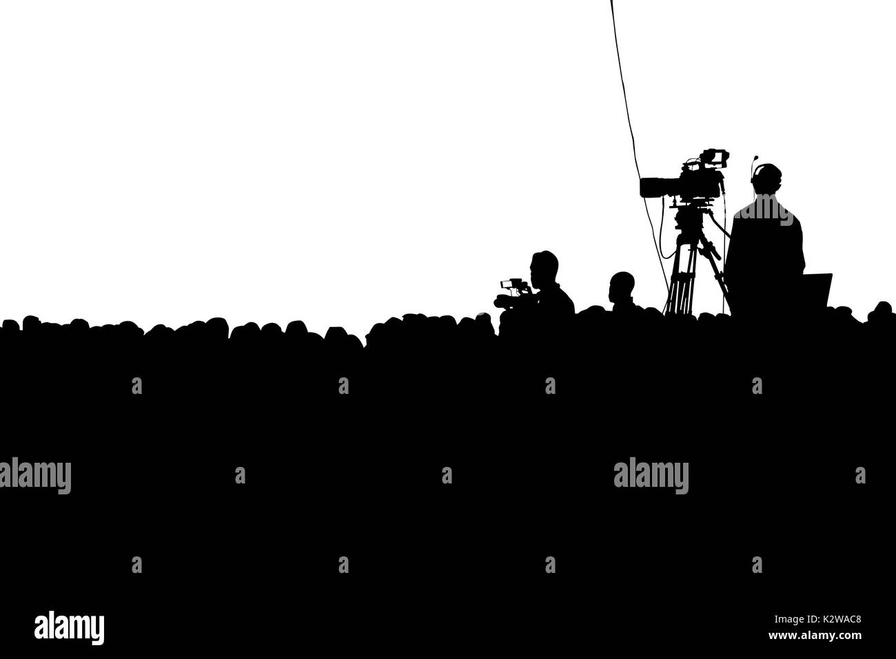 La televisione conferenza stampa il cameraman di produzione e la folla silhouette. Tracciato di ritaglio Foto Stock