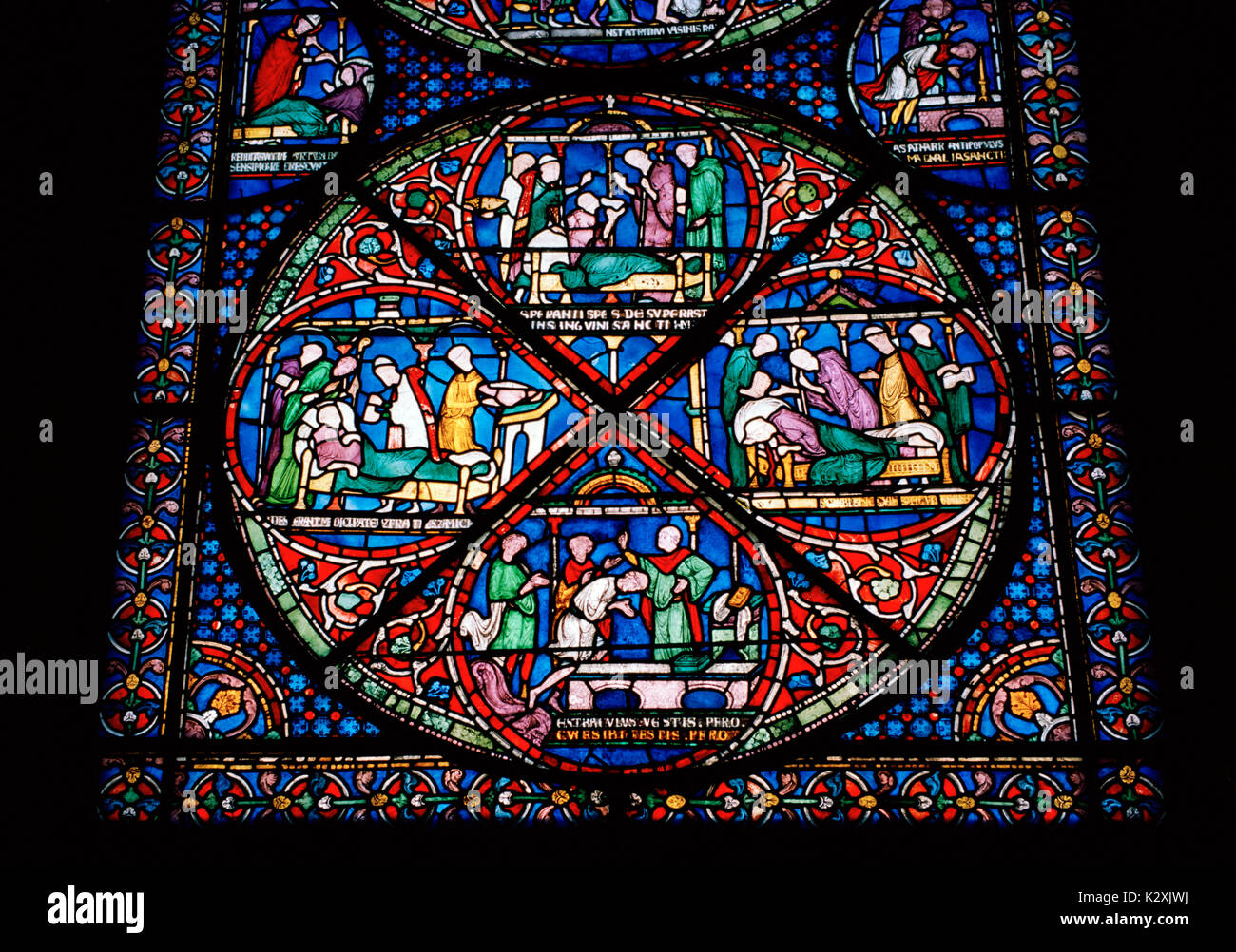 Finestra di vetro colorato di commemorazione Anselmo di Canterbury Cathedral nella città di Canterbury nel Kent in Inghilterra in Gran Bretagna nel Regno Unito Regno Unito Foto Stock