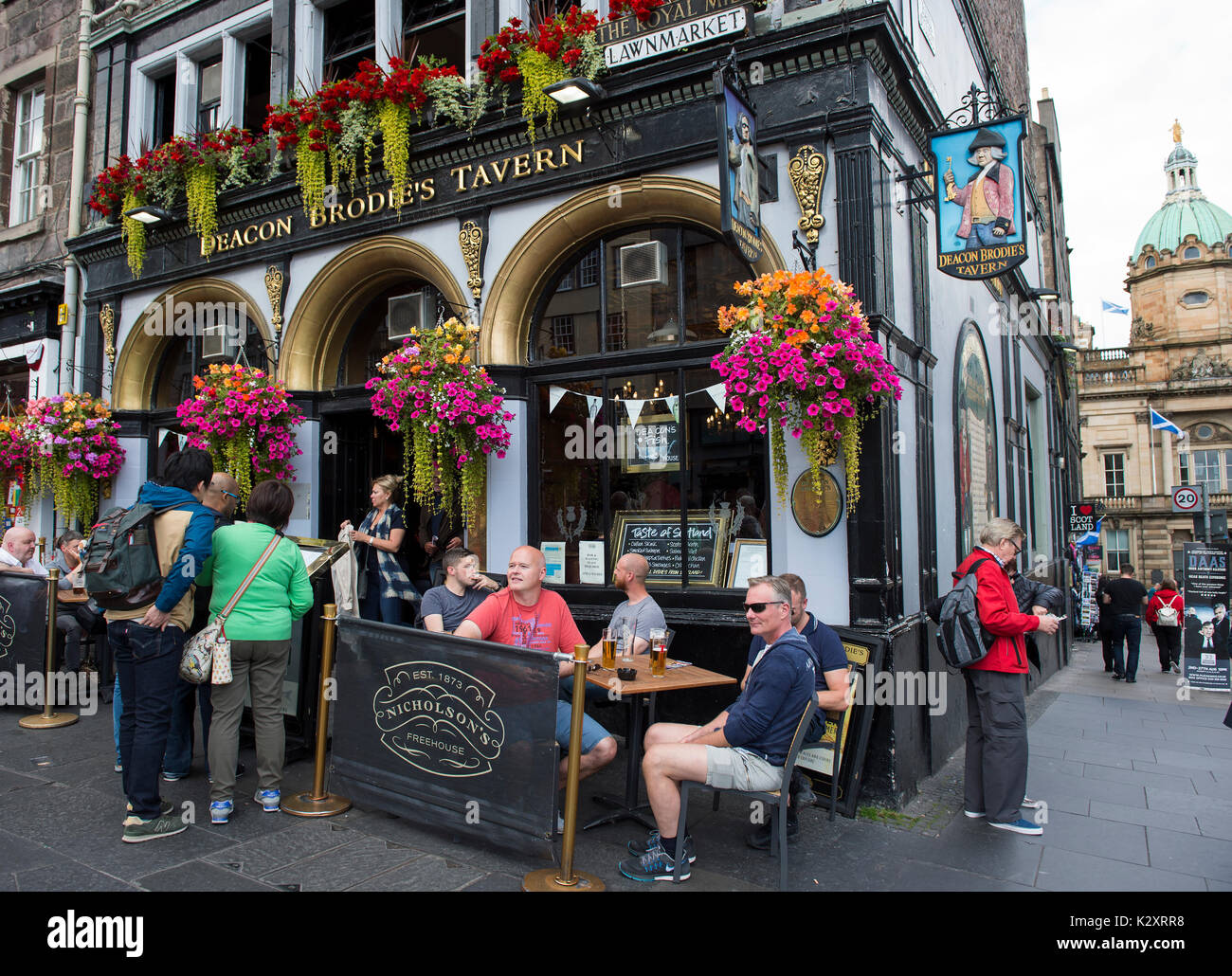 Deacon Brodies Tavern. Il Royal Mile di Edimburgo Regno Unito Scozia Foto Stock