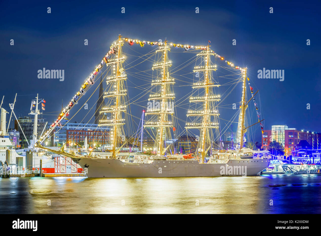 Il peruviano scuola di vela nave europea ad Amburgo, Germania, Europa, Das peruanische Segelschulschiff unione in Amburgo, Deutschland, Europa Foto Stock