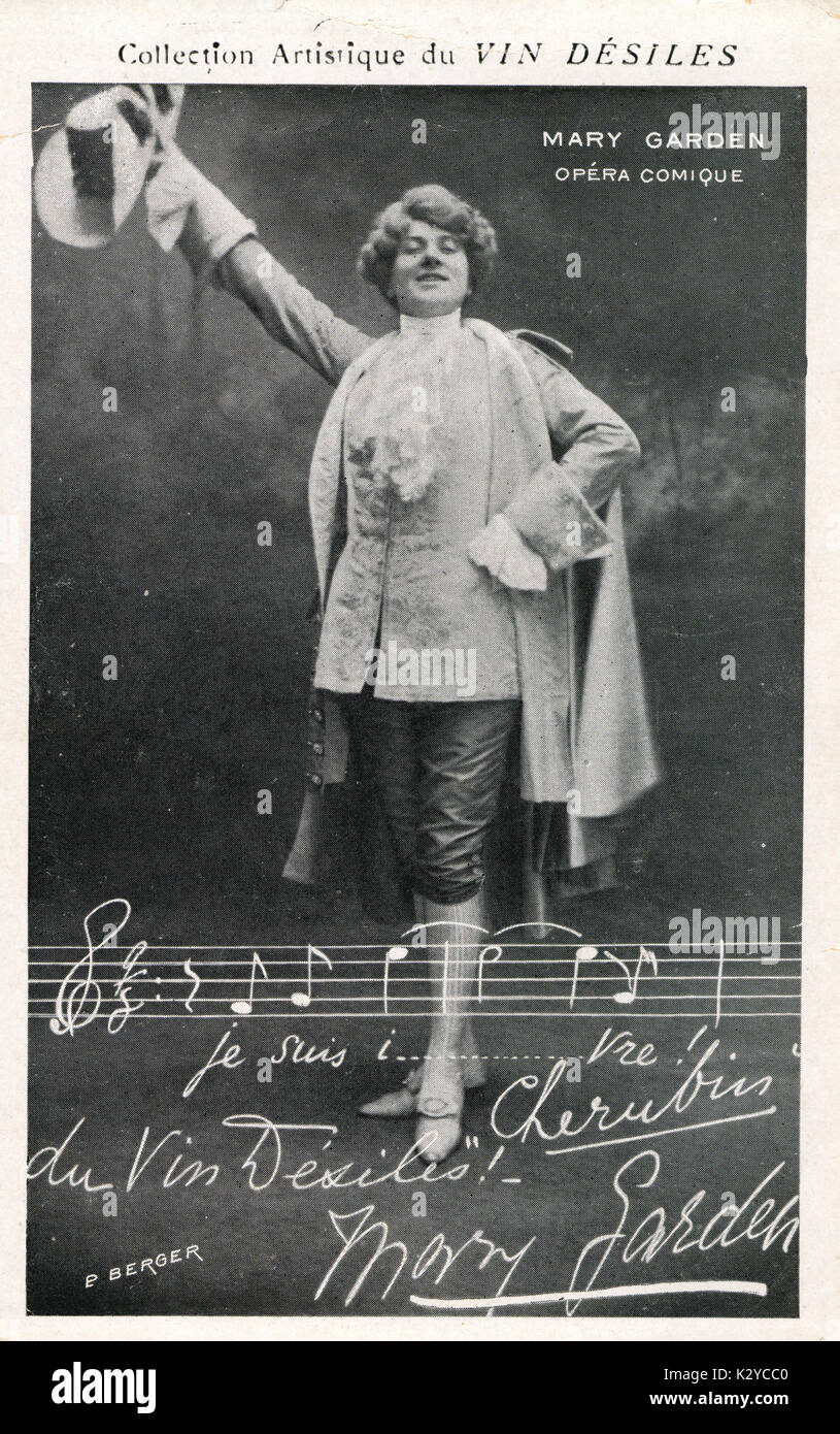 Giardino, Maria nell'Opera Comique come Chérubin di Massenet's opera, "Chérubin' firmato fotografia scozzese/American soprano lirico, 1874-1967 Foto Stock