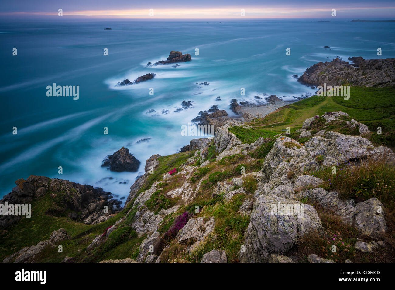 Le viste sul mare dal pleinmont Nel Baliato di Guernsey, Isole del Canale, Regno Unito Foto Stock