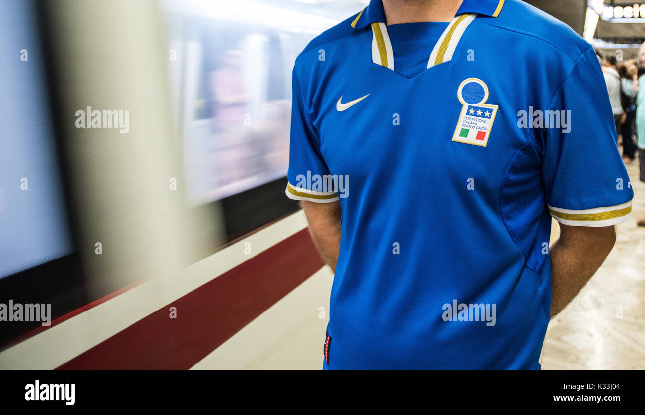 Italia Football Shirt Euro 96 Foto stock Alamy