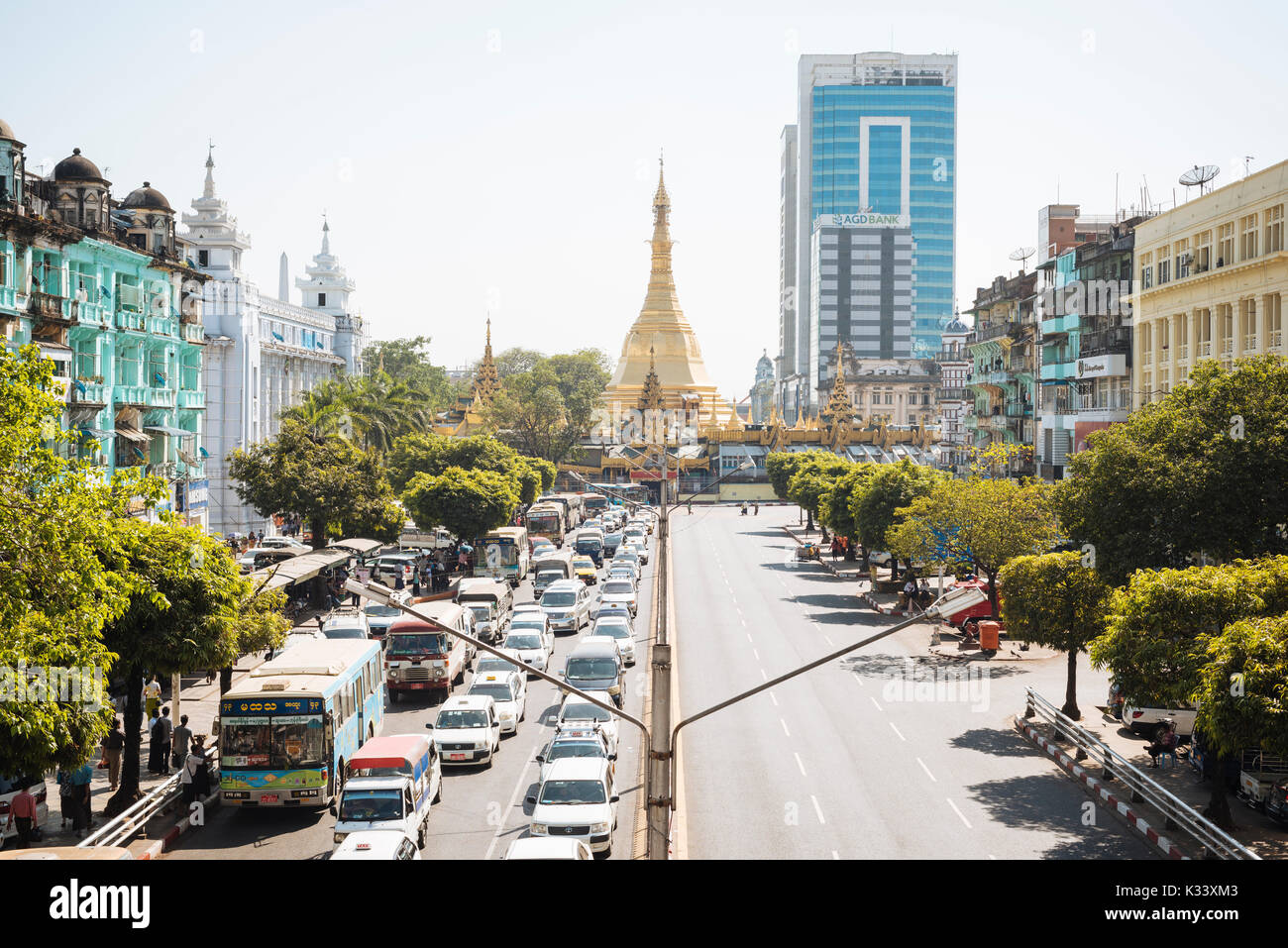 Sule Pagoda Road, Yangon, Myanmar Foto Stock